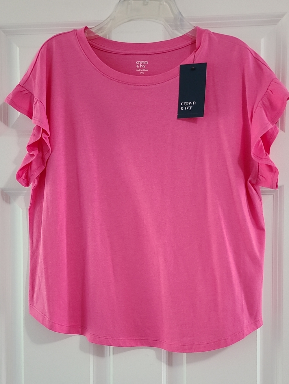 NWT Crown & Ivy Pink Ruffle Sleeve Women's Top T-shirt (Petite) S (M)